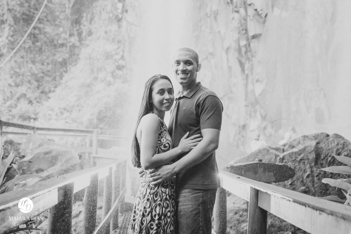 Ensaio fotografico casamento Pre Wedding Carla e Junior Brotas - SP Maiara Dias Fotografia