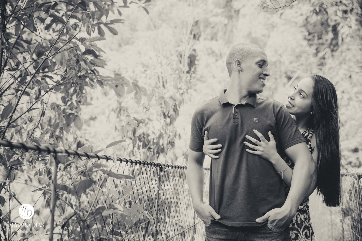 Ensaio fotografico casamento Pre Wedding Carla e Junior Brotas - SP Maiara Dias Fotografia