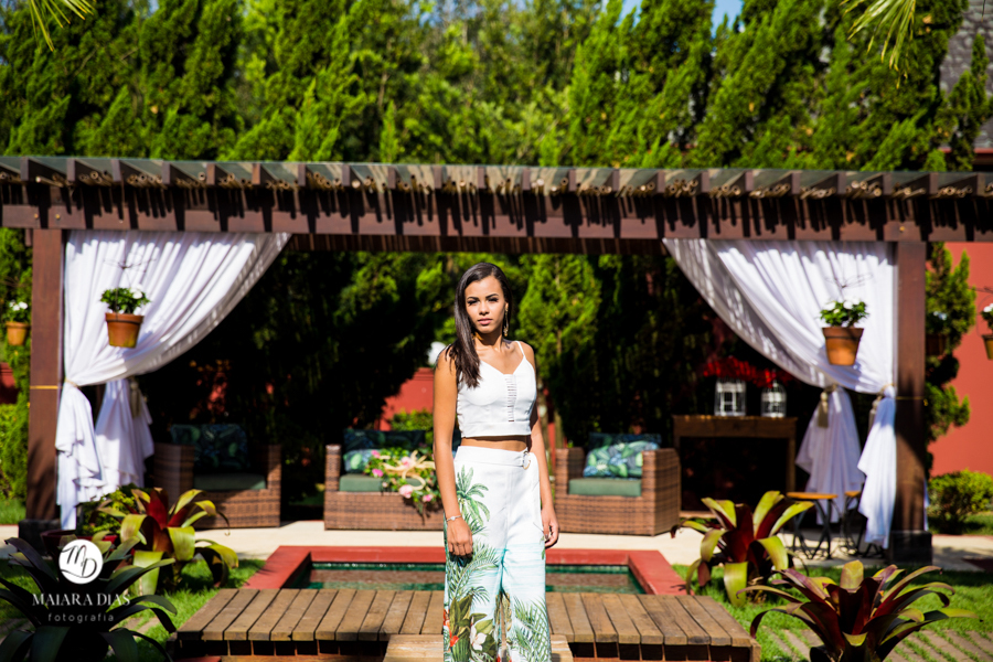 Ensaio Fotografico 15 anos Ana Beatriz no Haras Ponta das Canas em Limeira - SP Maiara Dias Fotografia