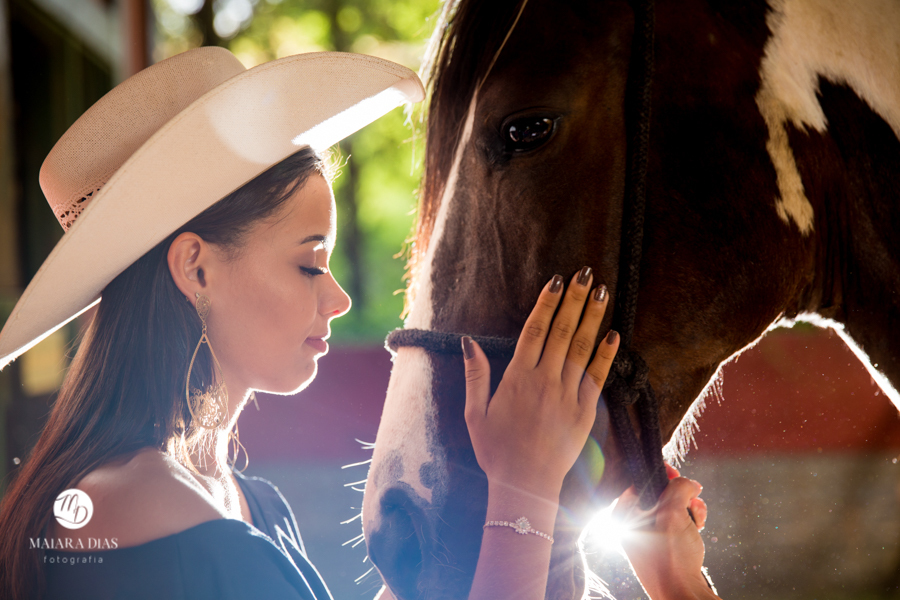 Ensaio Fotografico 15 anos Ana Beatriz no Haras Ponta das Canas em Limeira - SP cavalo Maiara Dias Fotografia