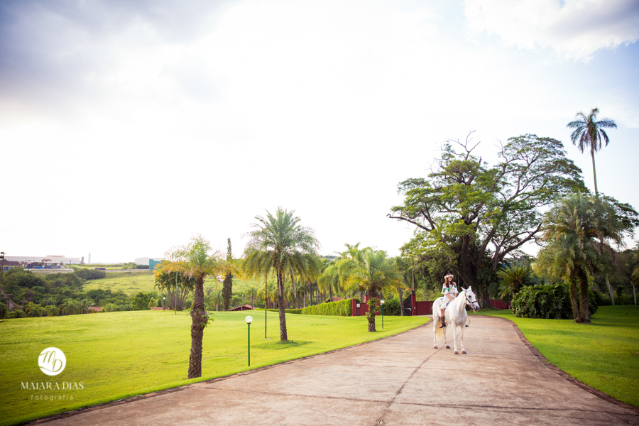 Ensaio Fotografico 15 anos Ana Beatriz no Haras Ponta das Canas em Limeira - SP cavalo Maiara Dias Fotografia