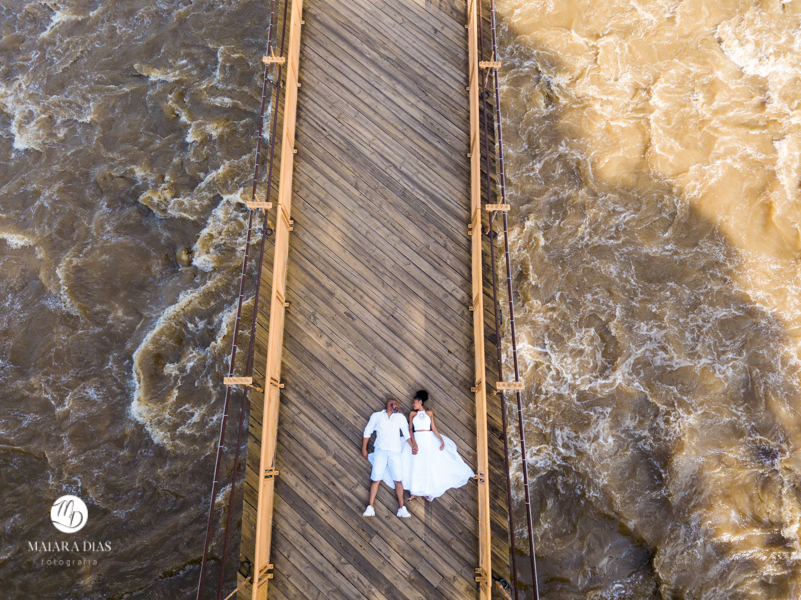 Ensaio fotografico pre wedding Talita e Vitor Hugo no Engenho de Piracicaba - SP Casal Apaixonados, Casal de Negros, Negros Lindos drone Maiara Dias Fotografia