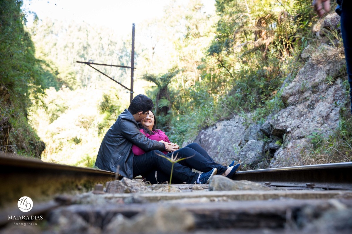 Pre Wedding Larissa e Duilio trilho do trem Campos do Jordão - SP