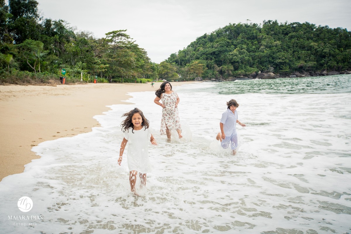 Ensaio Fotografico Familia praia Ubatuba - SP