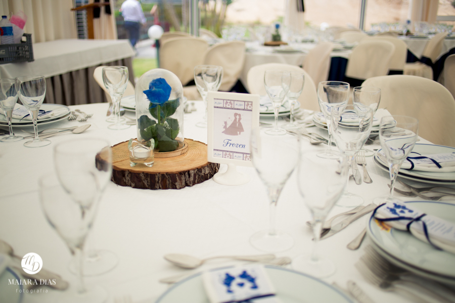 Casamento de Brasileira com Portugues de dia na Quinta da Falca Nazaré Portugal, casamento na praia, decoracao, fotos feitas por Maiara Dias Fotografia