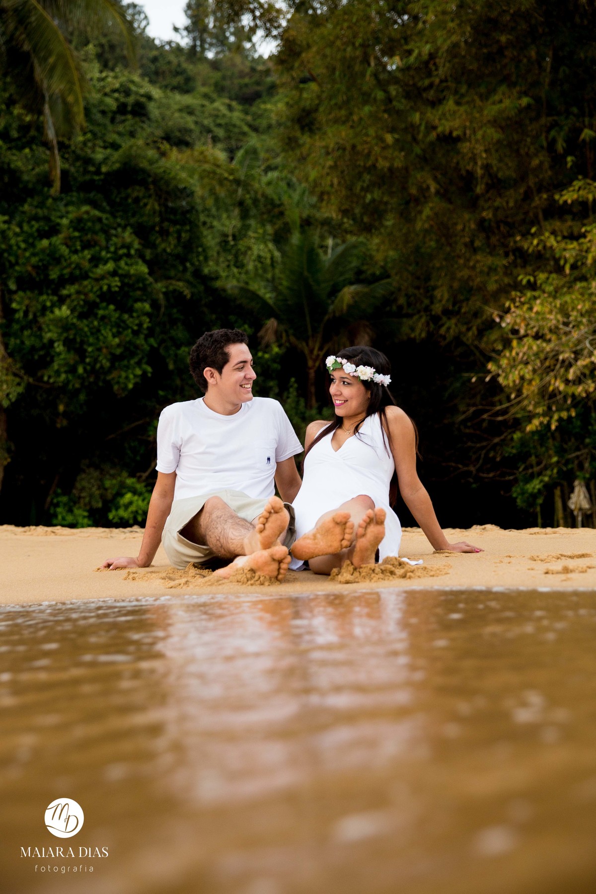 Ensaio Pre Wedding Thais e Bruno praia Paraty-RJ
