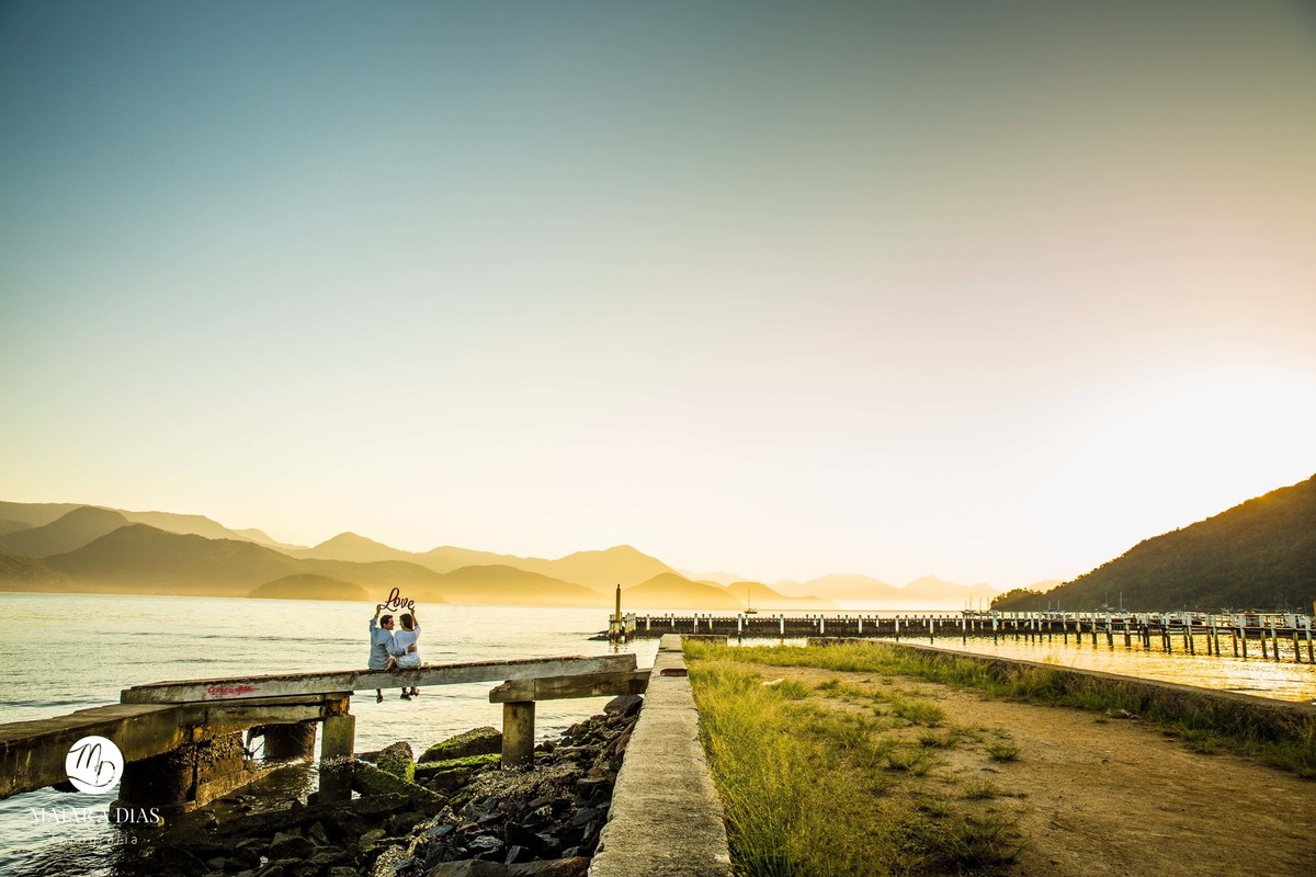 Ensaio Pre Wedding Thais e Bruno praia Paraty-RJ