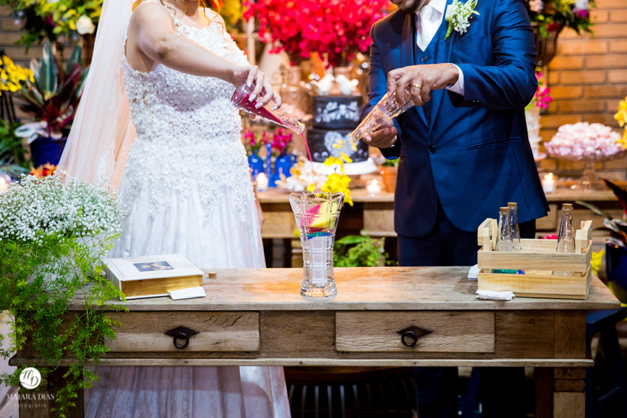 Fotos do Casamento Natalia e Julio na chacara Luz do Campo em Nova Odessa no interior de São Paulo. Fotos feitas pela Maiara Dias Fotografia. Cerimonia