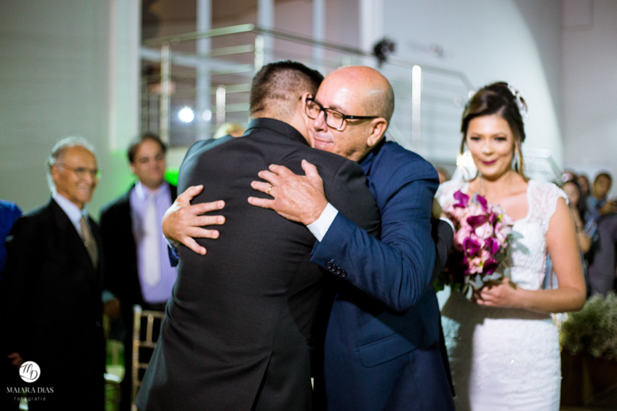 Casamento Cristao no Le Partie Eventos em Nova Odessa SP entrada da noiva casal Tj Testemunha de Jeova noivo se emocionou fotos Maiara Dias Fotografia