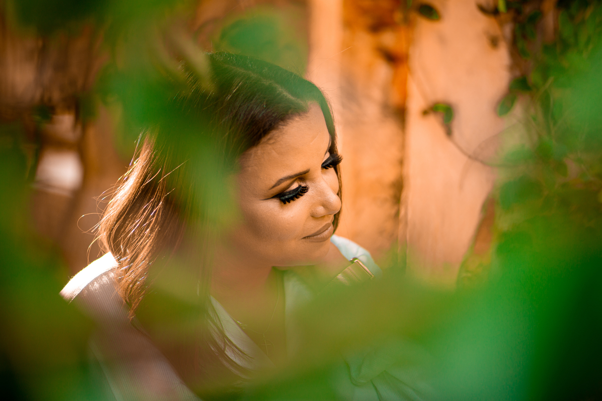Ensaio Fotografico Cristiana na Fazenda Casarão no Parque Jambeiro em Campinas, interior do estado de São Paulo. Casarão abandonado. Maiara Dias Fotografia.