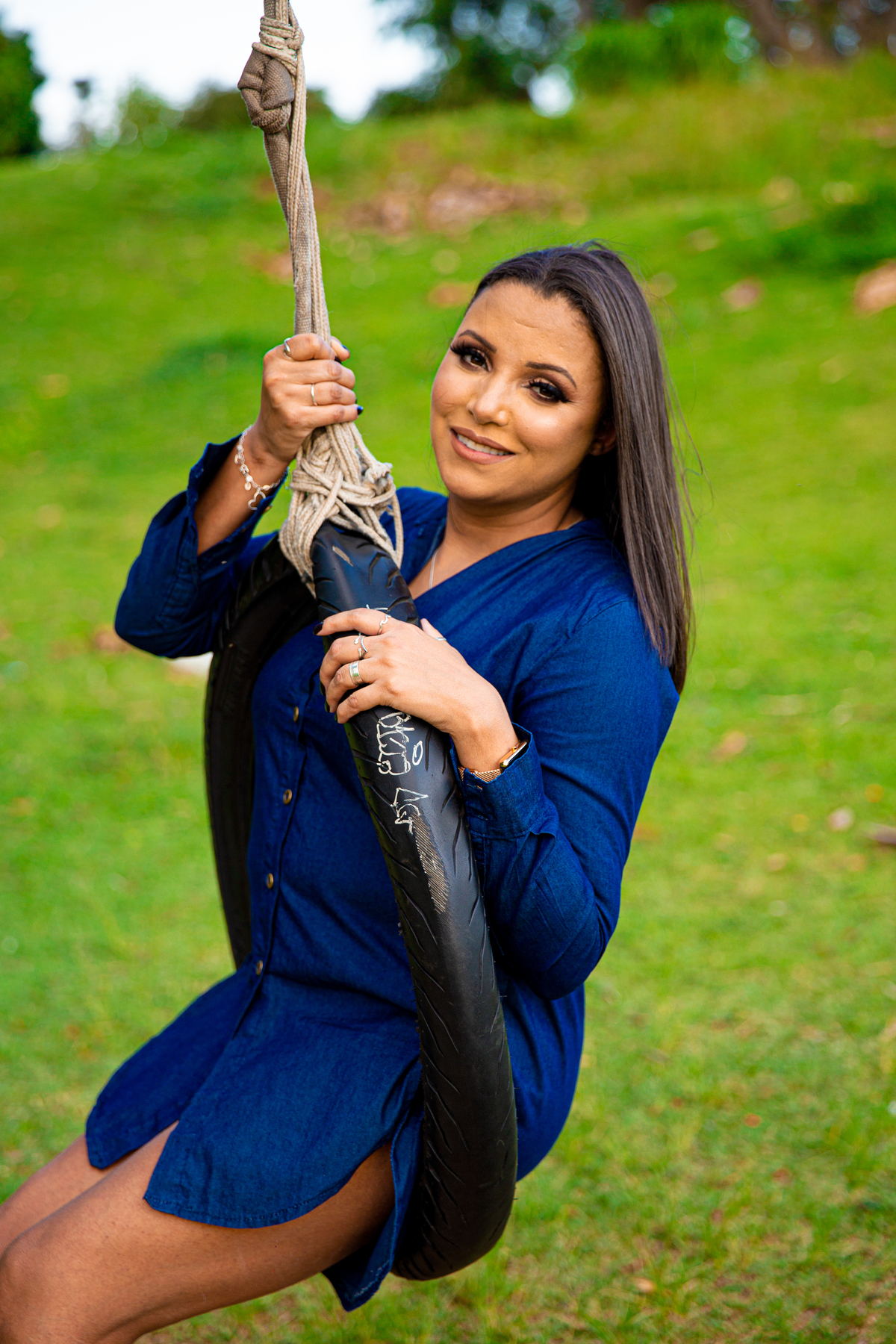Ensaio Fotografico Cristiana na Fazenda Casarão no Parque Jambeiro em Campinas, interior do estado de São Paulo. Casarão abandonado. Maiara Dias Fotografia.