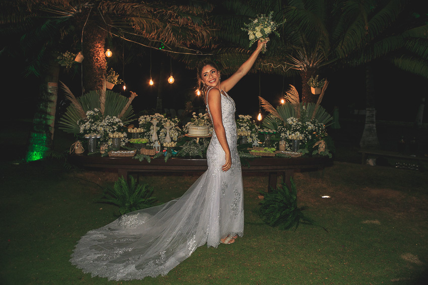 noiva-com-o-buquet-da-noiva