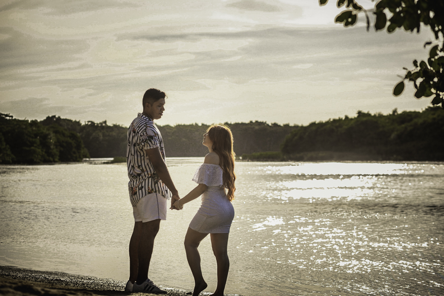 noivos-thomas-iva-ensaio-externo-sabado-a-tarde-praia-sabiagua-julio-amaral-fortaleza