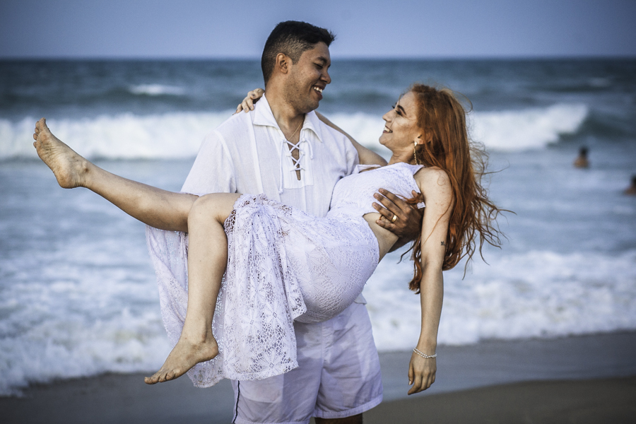 pre-wedding-casal-fotografia-diferente-casal-noivos-praia-beach-park-fotografo-de-fortaleza-julio-amaral