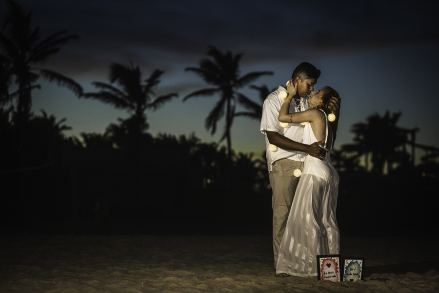 pre-wedding-casal-fotografia-diferente-casal-noivos-praia-beach-park-fotografo-de-fortaleza-julio-amaral