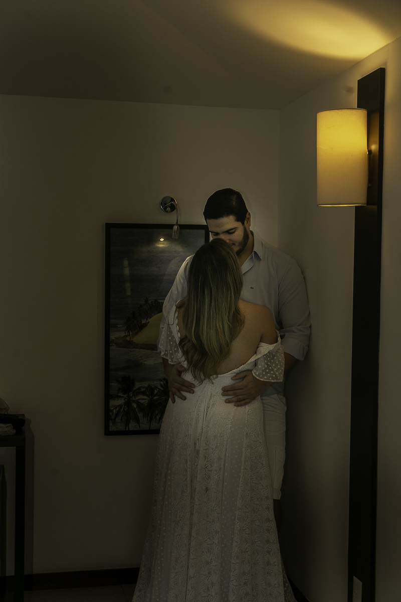 ENSAIO-PREWEDDING-RAFAELLA-MARCELO-NO-HOTEL-PEDRO-LAGUNA-EM-AQUIRAZ-PELAS-LENTES-FO-FOTOGRAFO-JULIO-AMARAL