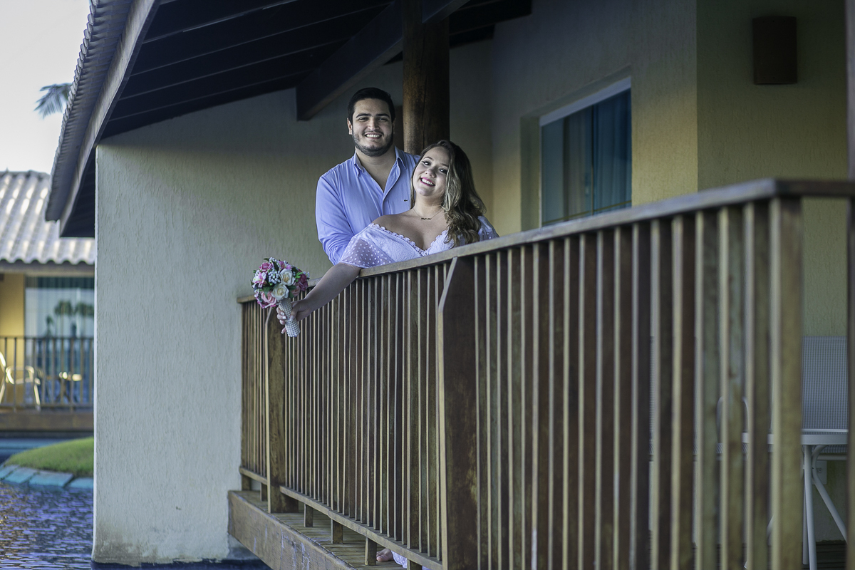 ENSAIO-PREWEDDING-RAFAELLA-MARCELO-NO-HOTEL-PEDRO-LAGUNA-EM-AQUIRAZ-PELAS-LENTES-FO-FOTOGRAFO-JULIO-AMARAL
