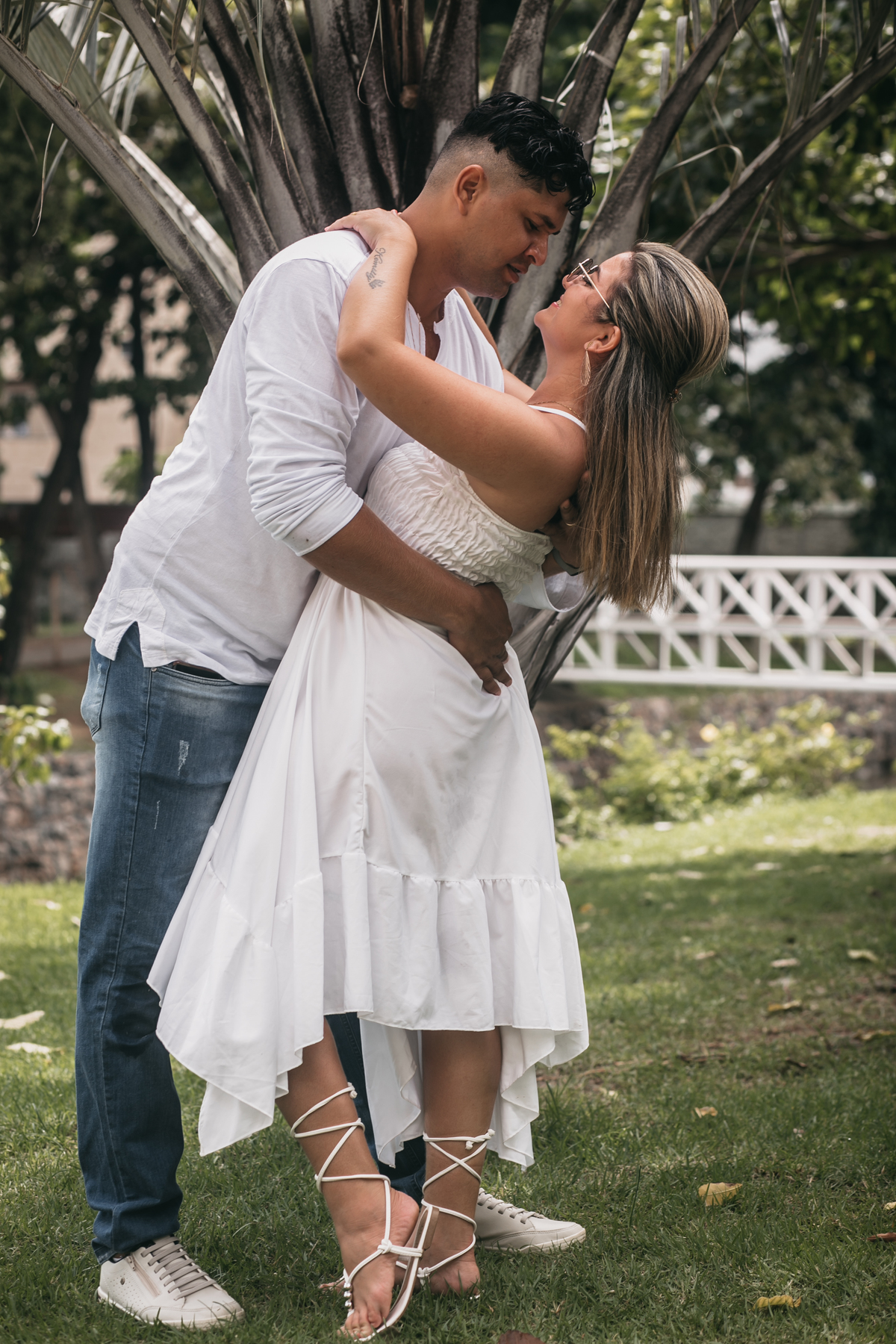 ensaio-fotografico-na-praia-do-mucuripe-em-fortaleza-ensaio-pos-wedding