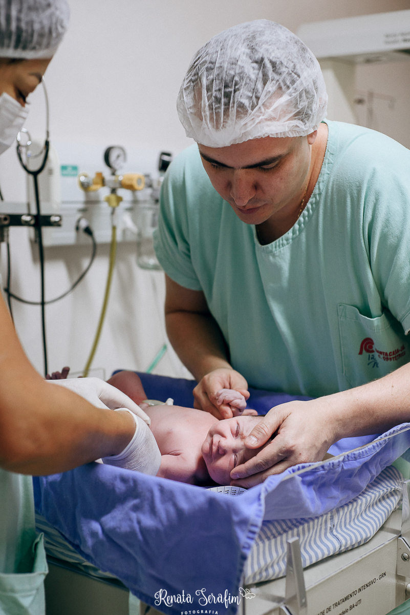 fotografia de parto, parto em jau, parteira em jau, fotografia de parto unimed, unimed jau, unimed bauru, parto humanizado, parto cesárea, fotos nascimento, bebe nascendo