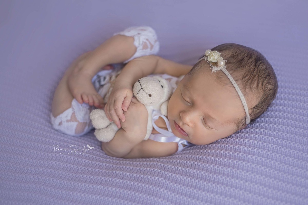 ensaio de recem-nascido realizado na cidade de Jaú, Bauru pela fotógrafa Renata Serafim