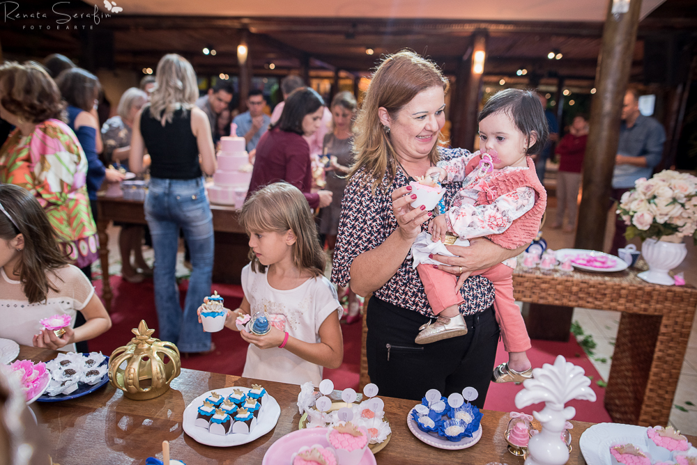 festa principe e princesa no salao zoe em jau pela fotografa renata serafim