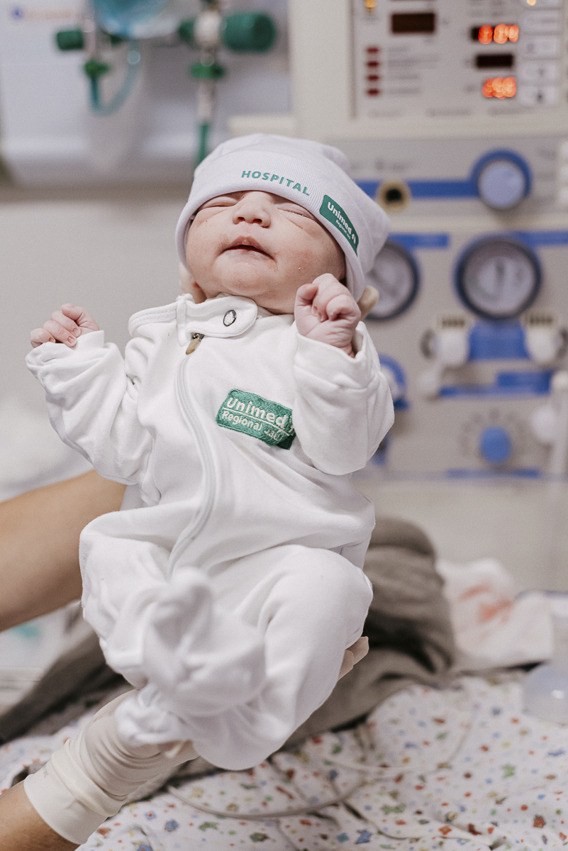 fotografia de parto jau, fotos de parto, bebe nascendo, unimed jau, santa asa jau, unimed bauru, fotografia recem nascido, parto cesarea, fotos de bebe, fotografia em jau e regiao