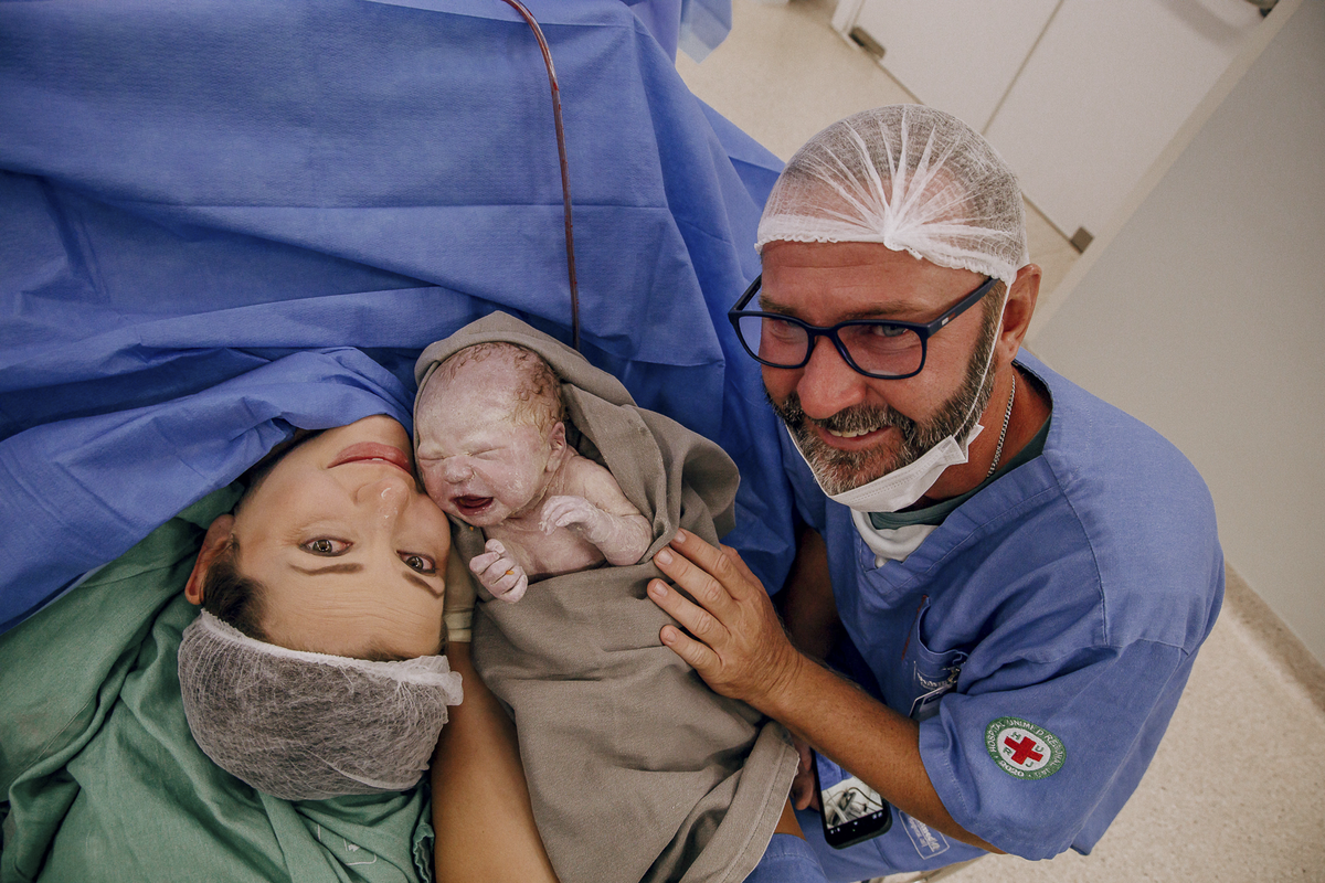 fotografia de parto jau, fotos de parto, bebe nascendo, unimed jau, santa asa jau, unimed bauru, fotografia recem nascido, parto cesarea, fotos de bebe, fotografia em jau e regiao, clinica pailo