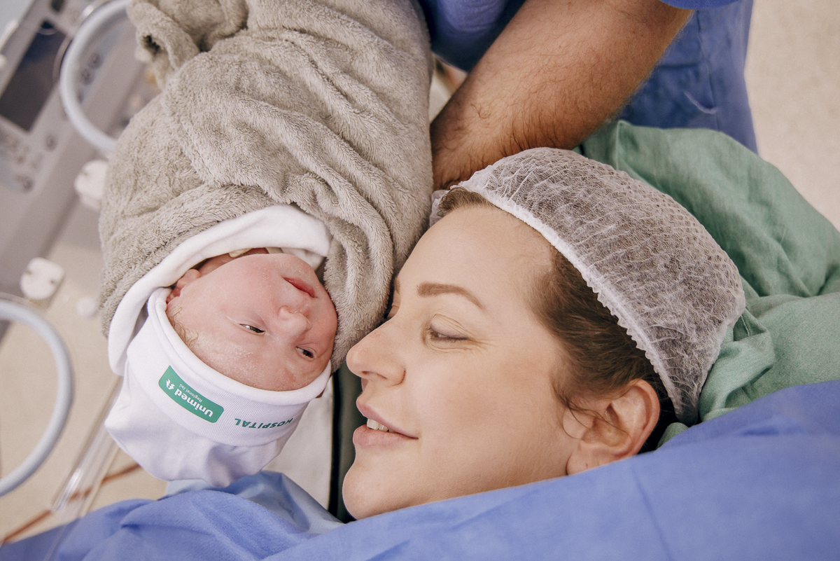 fotografia de parto jau, fotos de parto, bebe nascendo, unimed jau, santa asa jau, unimed bauru, fotografia recem nascido, parto cesarea, fotos de bebe, fotografia em jau e regiao, clinica pailo