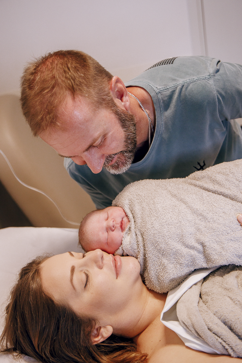 fotografia de parto jau, fotos de parto, bebe nascendo, unimed jau, santa asa jau, unimed bauru, fotografia recem nascido, parto cesarea, fotos de bebe, fotografia em jau e regiao, clinica pailo