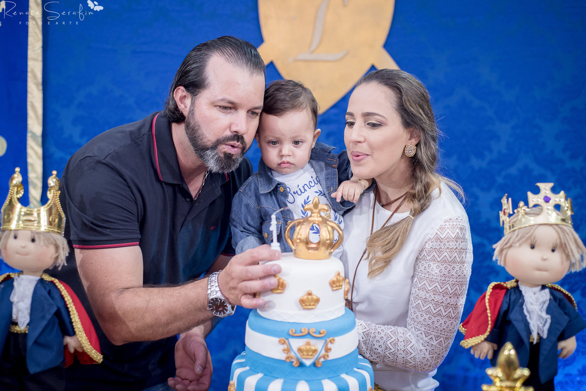 fotografo infantil em jau, festa de um aninho em jau, salão de festas em jau, foto de recém nascido feita pela fotógrafa Renata Serafim