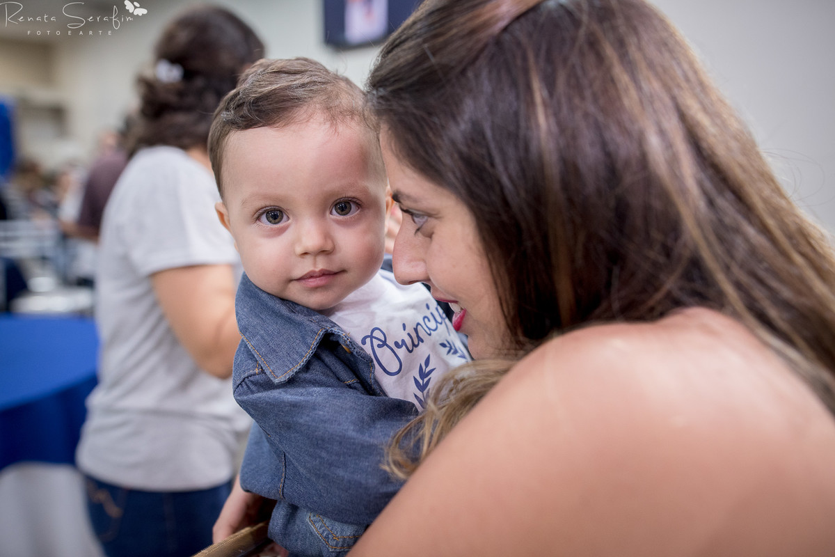 fotografo infantil em jau, festa de um aninho em jau, salão de festas em jau, foto de recém nascido feita pela fotógrafa Renata Serafim
