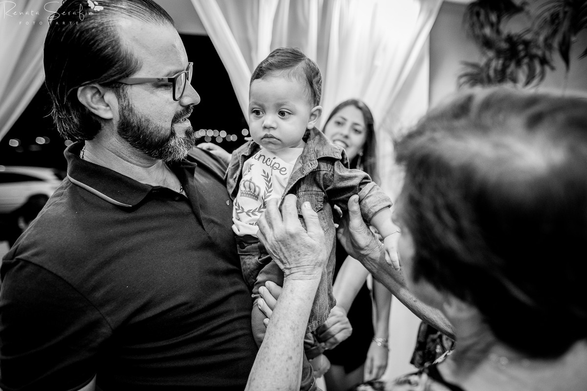 fotografo infantil em jau, festa de um aninho em jau, salão de festas em jau, foto de recém nascido feita pela fotógrafa Renata Serafim