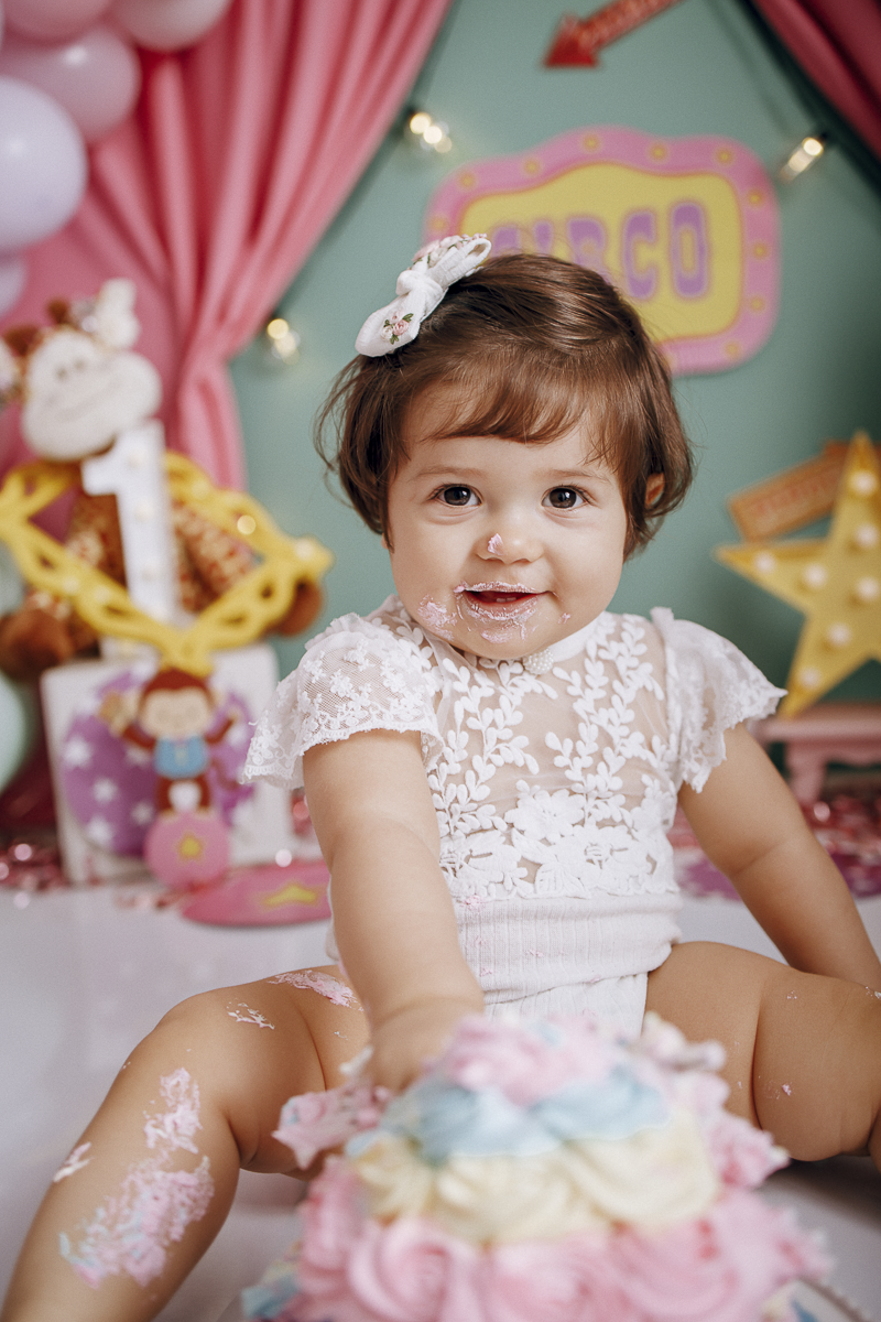 Smash the cake, circo rosa, festa infantil jau, circo menina, bolo circo rosa, estudio infanti, estudio fotografico jau,