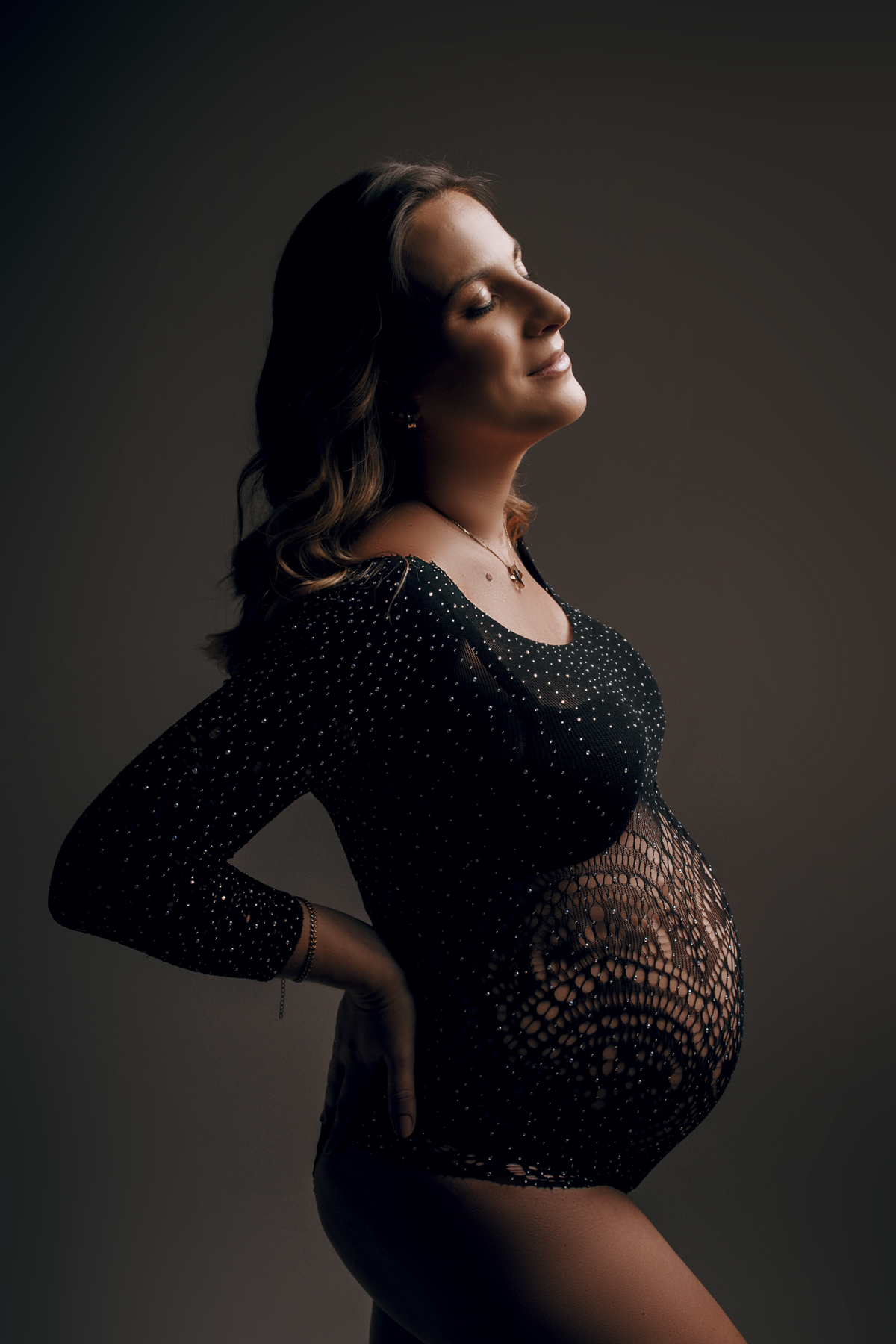 gestante, ensaio gestante, gestante estudio em jau, fotografia de gestante, estudio fotografico em bauru e regiao