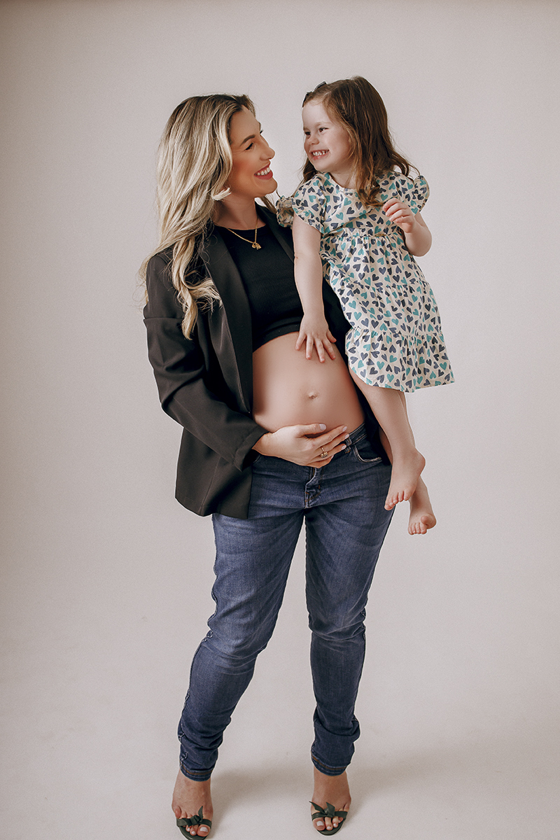 gestante, ensaio gestante, gestante estudio em jau, fotografia de gestante, estudio fotografico em bauru e regiao