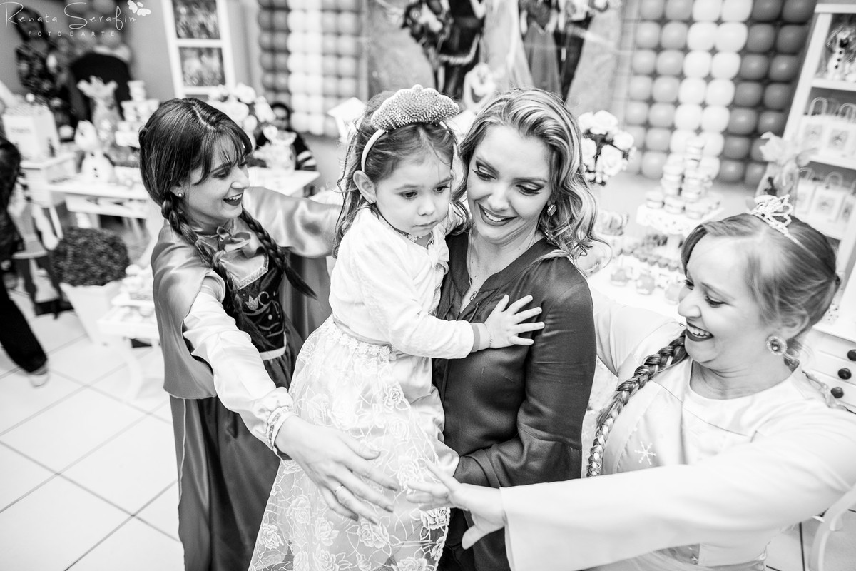 festa infantil em jau, foto de batizado em jau, fotógrafo em bariri, fotografo em jau, fotos decoração festa frozen, igreja de bauru, são de festas jau