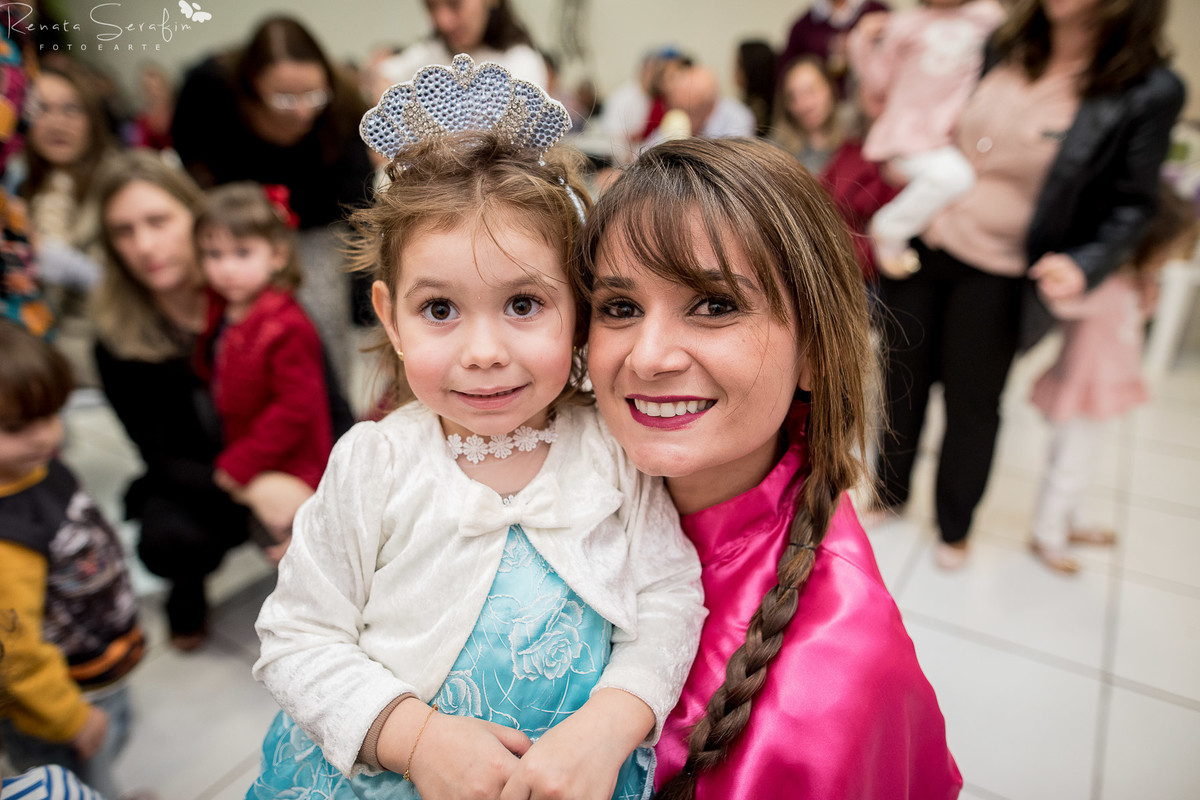 festa infantil em jau, foto de batizado em jau, fotógrafo em bariri, fotografo em jau, fotos decoração festa frozen, igreja de bauru, são de festas jau