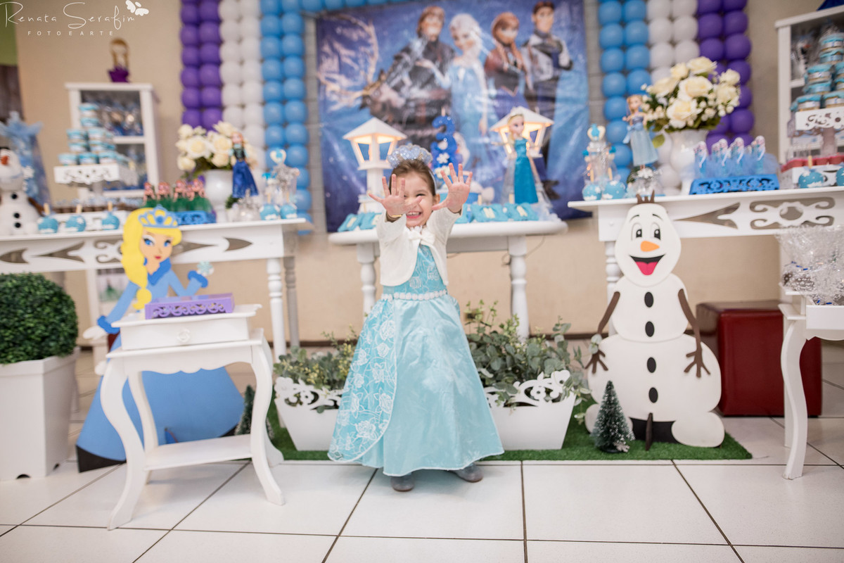festa infantil em jau, foto de batizado em jau, fotógrafo em bariri, fotografo em jau, fotos decoração festa frozen, igreja de bauru, são de festas jau