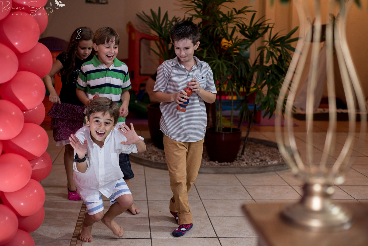 festa infantil, zoe, salão de festas em jau, fotógrafo infantil, fotografia de festas, festa jau, decoração infantil, festa do homem aranha, renata serafim fotografia, decoração homem aranha, fotógrafo em jau, 