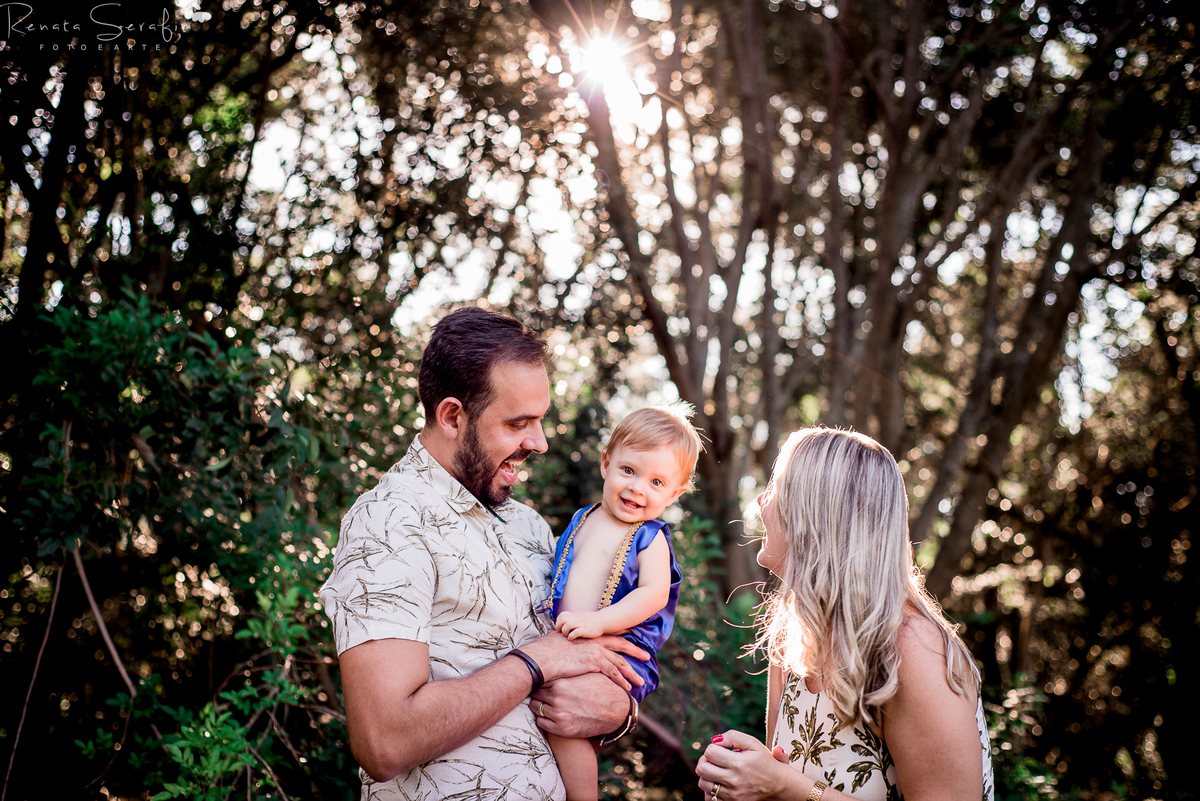 book infantil, cake smash rei,  cenario para fotos, festa principe, festa de menio, festa realeza, fotografo em jau, inpirações, mae de menino, meleca no bolo, rei arthur, realeza, renata serafim, salao de festas em jau, sessão infantil, smash cake