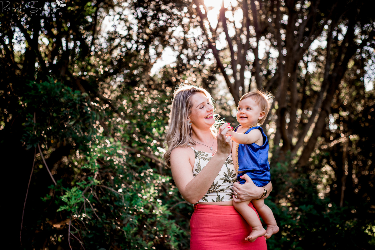 book infantil, cake smash rei,  cenario para fotos, festa principe, festa de menio, festa realeza, fotografo em jau, inpirações, mae de menino, meleca no bolo, rei arthur, realeza, renata serafim, salao de festas em jau, sessão infantil, smash cake