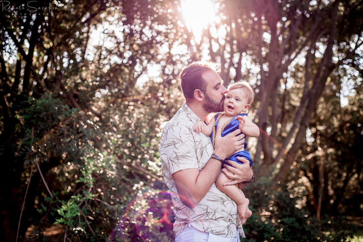 book infantil, cake smash rei,  cenario para fotos, festa principe, festa de menio, festa realeza, fotografo em jau, inpirações, mae de menino, meleca no bolo, rei arthur, realeza, renata serafim, salao de festas em jau, sessão infantil, smash cake
