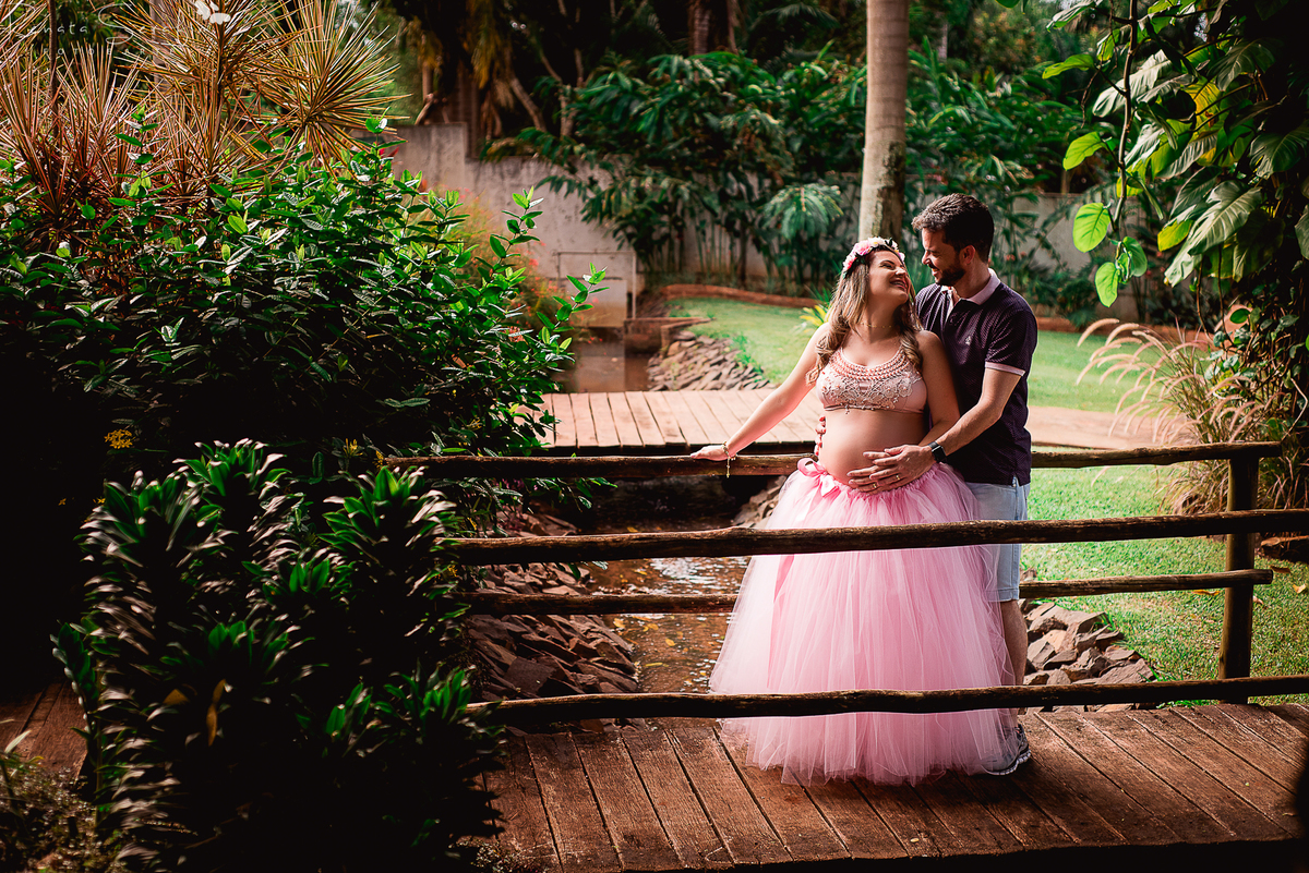 bauru, book gestante, book infantil, dois corregos, fotografo de gestante, fotografo em bariri, fotografo em jau, fotos de gravida, fotos externas, gestação, gestante, gravida, mae de menino, pai de menino, renata serafim, roupas de gestante, sessão fotog