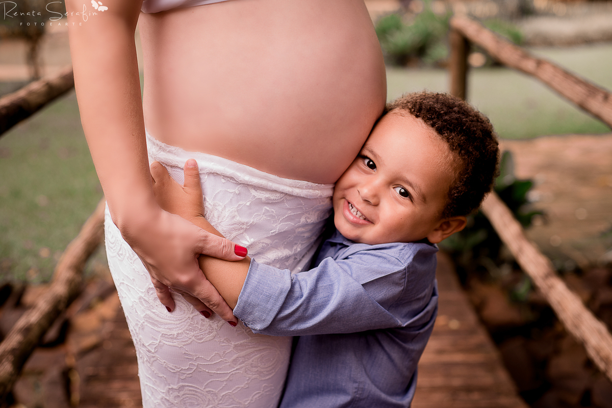 bauru, book gestante, book infantil, dois corregos, fotografo de gestante, fotografo em bariri, fotografo em jau, fotos de gravida, fotos externas, gestação, gestante, gravida, mae de menino, pai de menino, renata serafim, roupas de gestante, sessão fotog