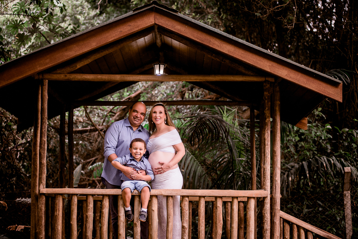 bauru, book gestante, book infantil, dois corregos, fotografo de gestante, fotografo em bariri, fotografo em jau, fotos de gravida, fotos externas, gestação, gestante, gravida, mae de menino, pai de menino, renata serafim, roupas de gestante, sessão fotog