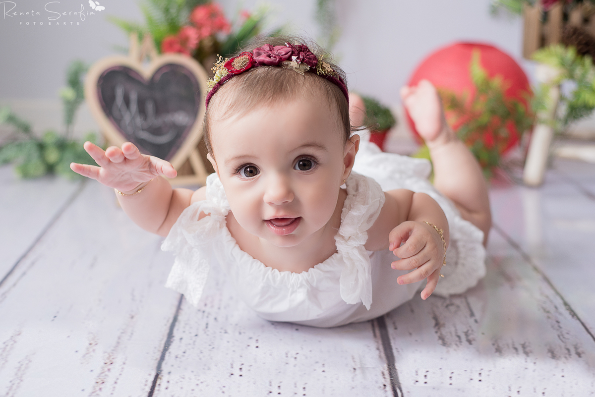 acompanhamento de bebe, bariri, bebe bauru, bebe come morango, book de bebe, book de familia, dois corregos, ensaio de bebe, estudio em jau, estudio fotografico em jau, fotografia de bebe em jau, fotografo em jau, introdução alimentar, mill bath, morangos