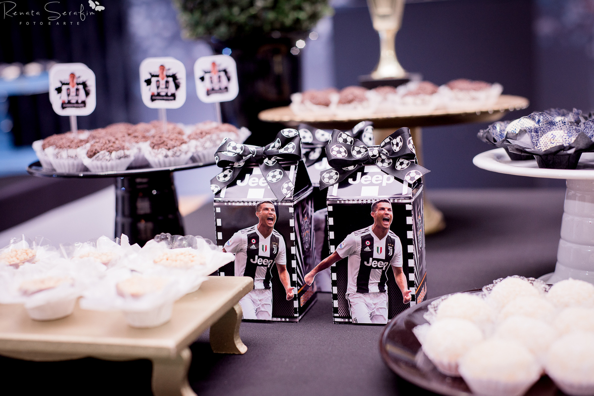 festa bauru festa em pederneiras, festa infantil bauru, fotografo em jau, fotografo em bauru, festa leandro castan, leandro castan jogador, salao de festa jau, zoe casa de festas, fotografia festas infantil, festa em jau, jogador de futebol, festa dos fam