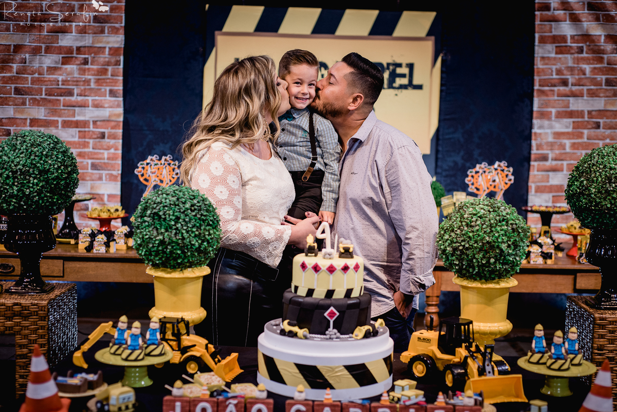 festa bauru festa em pederneiras, festa infantil bauru, fotografo em jau, fotografo em bauru, festa leandro castan, leandro castan jogador, salao de festa jau, zoe casa de festas, fotografia festas infantil, festa em jau, tema construção, festa dos fam