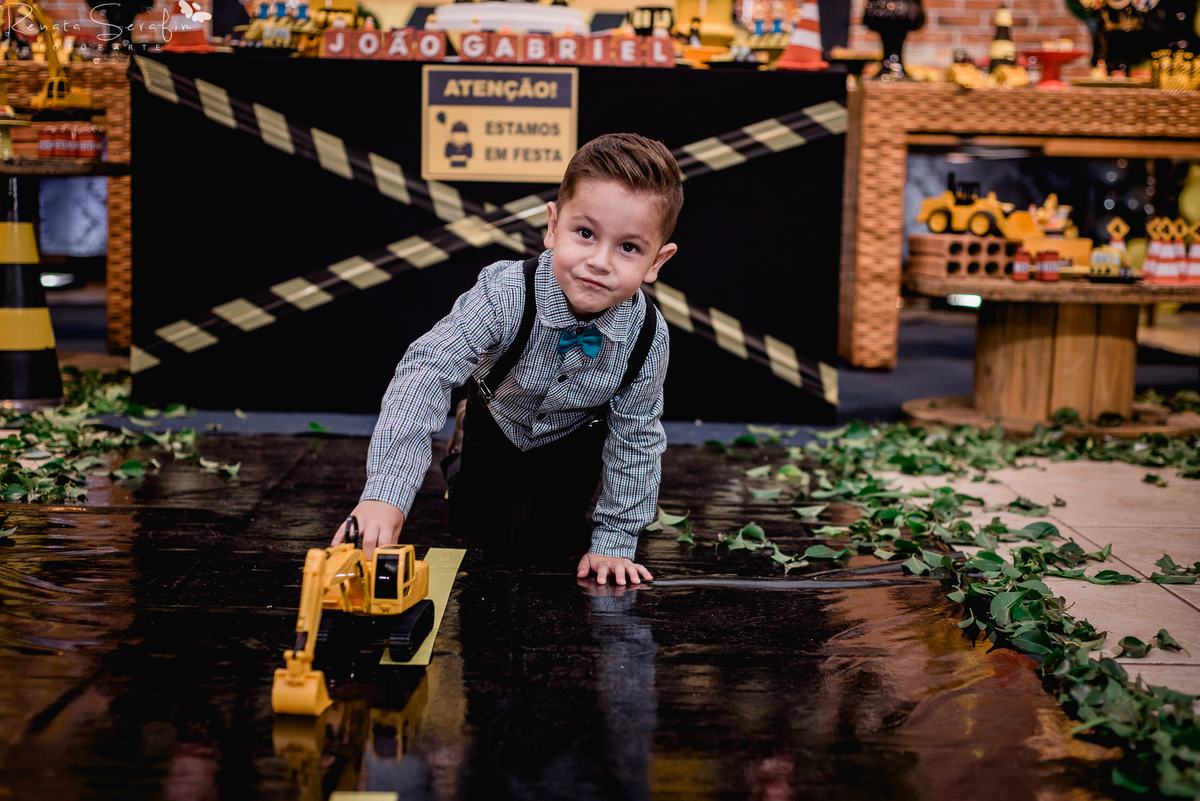 festa bauru festa em pederneiras, festa infantil bauru, fotografo em jau, fotografo em bauru, festa leandro castan, leandro castan jogador, salao de festa jau, zoe casa de festas, fotografia festas infantil, festa em jau, tema construção, festa dos fam