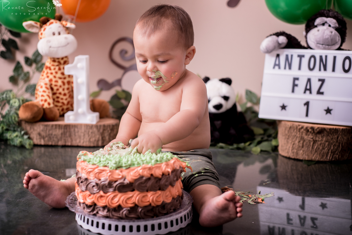 cake smash,mae de menino, safari, festa safari, salao de festas em jau, fotografo em jau, festas em jau, buffet em jau, sessão de fotos de um aninho, fotografia infantil, renata serafim, festa em bauru, salão de festas em bauru